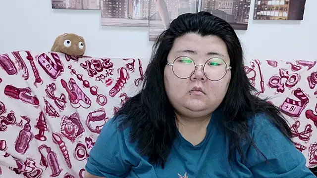 Nadine asian online show from March 6, 10:43 am