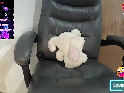 sweettmiah online show from March 17, 11:20 pm