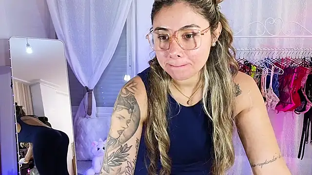 Tawny cox online show from January 9, 10:41 am