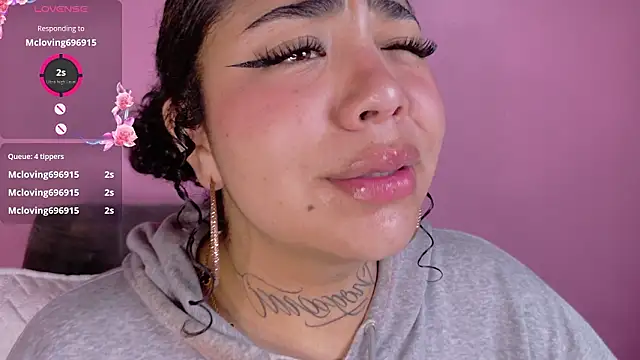 foxxy-lov3 online show from March 13, 2:18 pm