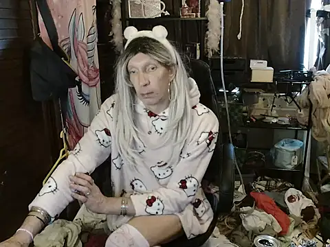 Ombeline1 online show from November 24, 10:06 am