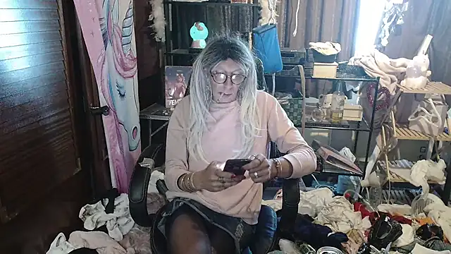 Ombeline1 online show from September 12, 8:56 am