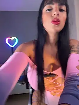 alina cruz online show from January 14, 10:59 pm