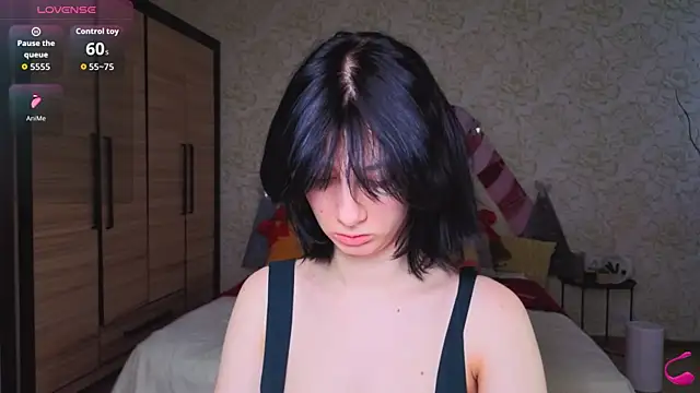 JulisSweet online show from January 9, 9:46 am