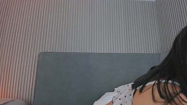 emelie 89 online show from November 7, 4:01 pm