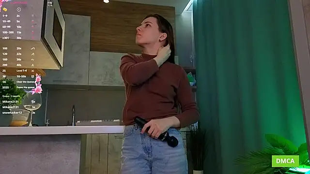 DonnaBurkee online show from February 26, 4:11 am