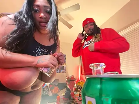 4EVAGLACIERS online show from November 14, 5:40 am