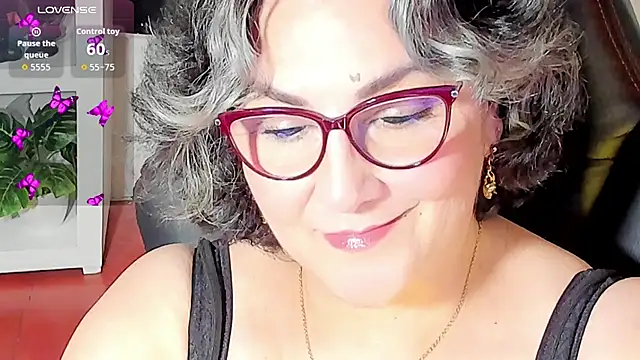 cataleya mom online show from October 22, 10:26 pm