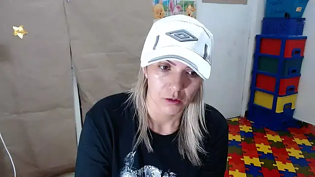 Chantal hott online show from January 13, 10:14 pm