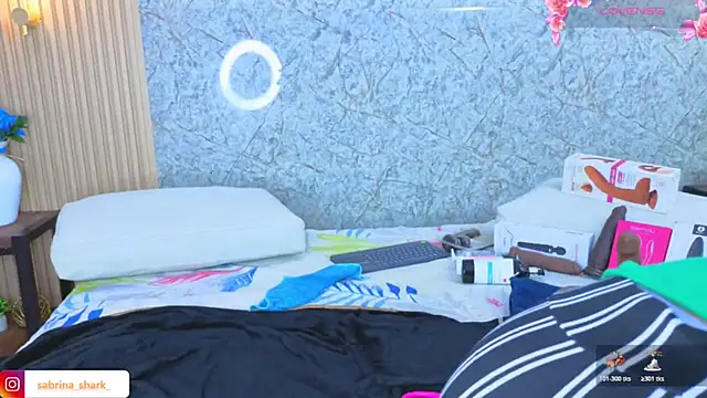 sabrina shark  online show from December 17, 3:11 am