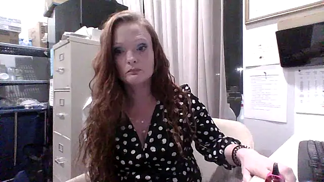 sexiginger22 online show from February 21, 9:43 am