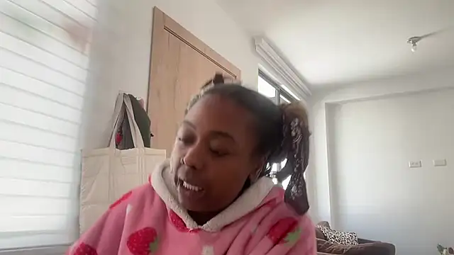 ChocolateCakeQueen online show from October 25, 6:59 pm