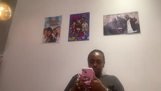 ChocolateCakeQueen online show from June 2, 12:55 am