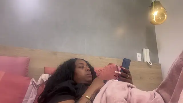 ChocolateCakeQueen online show from March 31, 2:44 am