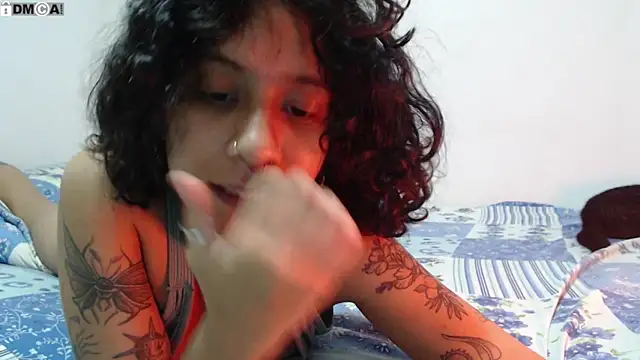 AlinaWoolf  online show from February 20, 4:33 am