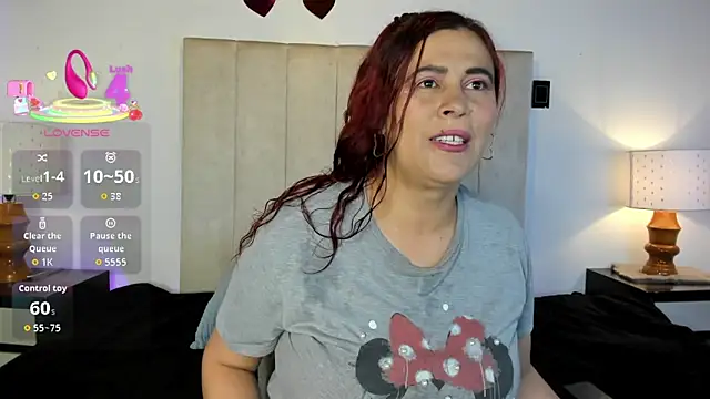 MarthinaBaker online show from April 5, 12:59 pm