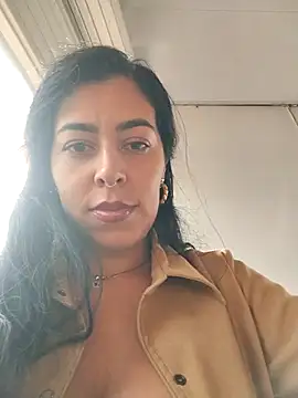 Emily Wane online show from March 21, 8:36 pm