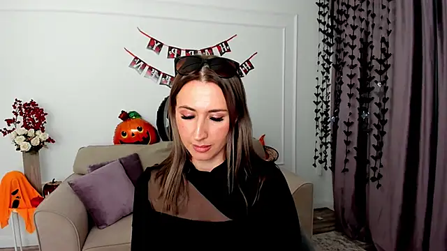 PassionGlow online show from October 22, 7:30 pm