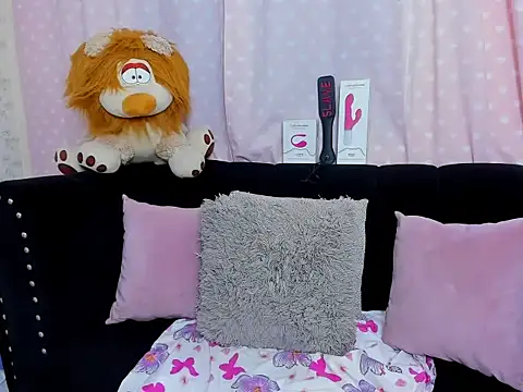 milf bigass  online show from November 21, 12:51 pm