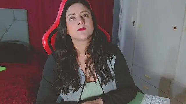 Noamartin  online show from January 5, 10:24 pm