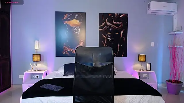 JasmineCampbell  online show from October 24, 8:27 pm