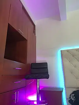 ivannapretyts online show from September 24, 3:44 pm