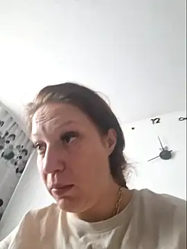 VanessaSquirtt online show from September 11, 6:03 am