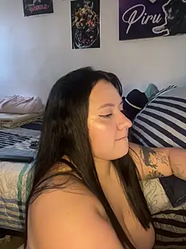 dannarossy  online show from October 15, 2:19 pm