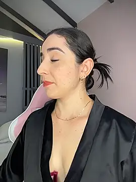 Vicky-Andrade online show from April 10, 1:22 am