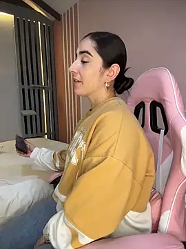 Vicky-Andrade online show from February 10, 1:08 am