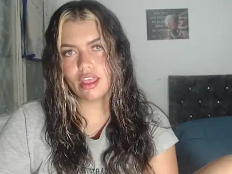 sweetkitty 16 online show from September 24, 3:49 am