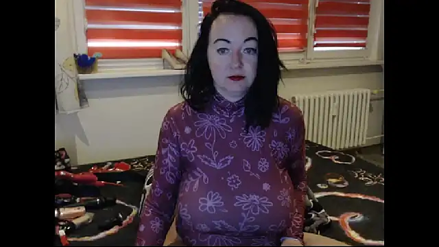 Alexie33 online show from February 6, 12:52 pm