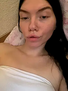 Lisaaa Alisa online show from September 25, 5:06 am