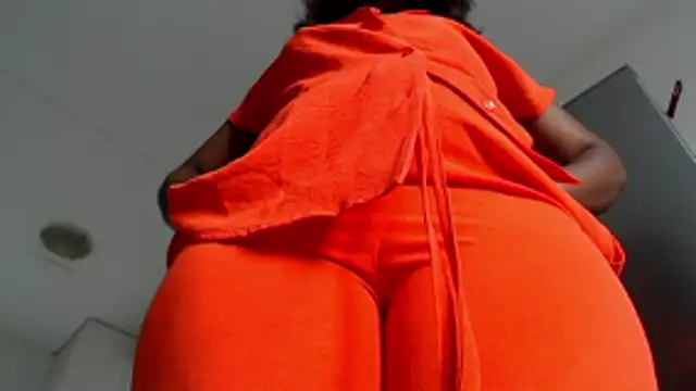 officialkhakes za online show from February 3, 6:40 am