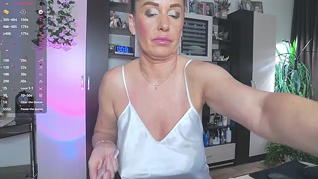 SheilaRyan online show from February 7, 5:00 am