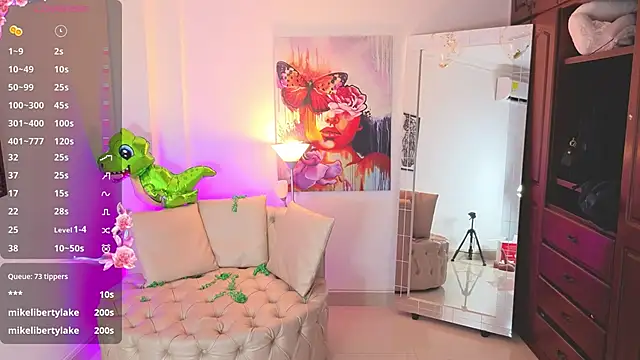 NATAASHA    online show from March 18, 6:51 am