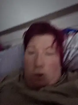 dieGeile0411 online show from February 12, 11:34 am