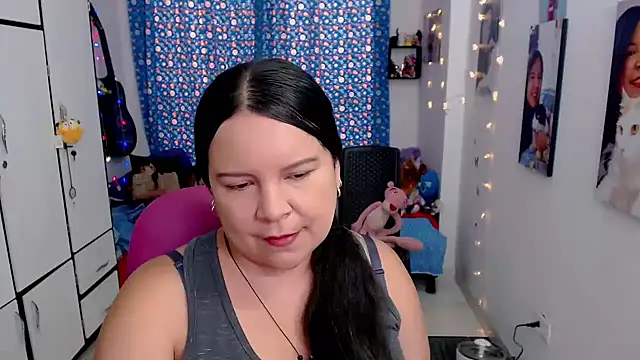 claryssa  online show from September 12, 8:38 pm