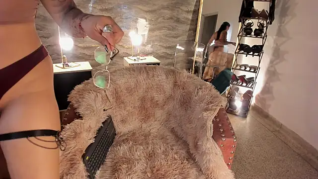 samara smithh online show from November 13, 11:31 am