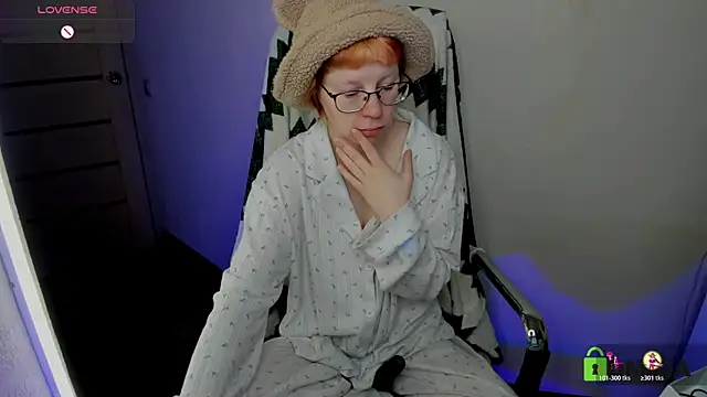 Melissa Wells online show from December 4, 9:04 pm