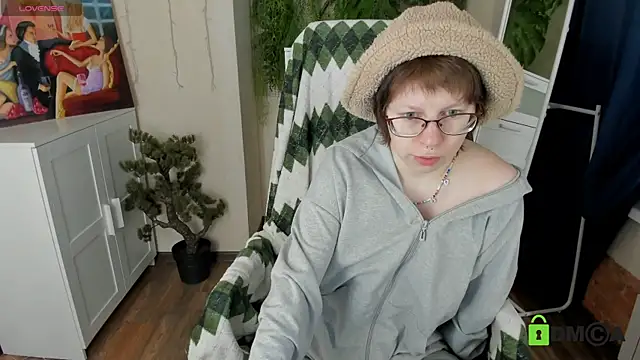 Melissa Wells online show from February 14, 3:47 pm