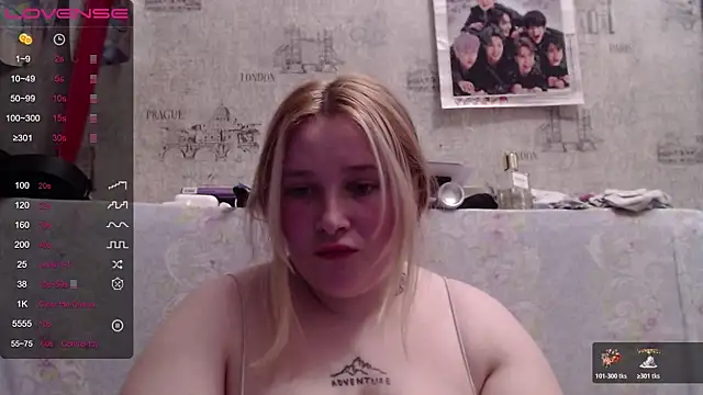 Light Luna online show from November 6, 2:34 pm