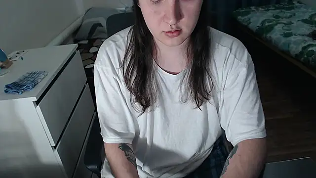 EvaMiron online show from November 17, 9:10 am