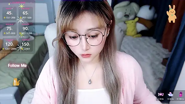 Snapshot of Sweet-18wanwan chatting on October 19, 5:15 pm Sweet-18wanwan online show from October 19, 5:15 pm
