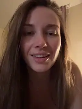 JasminJames online show from April 4, 8:18 pm