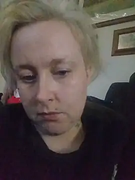 mollymay69 online show from October 27, 10:04 pm