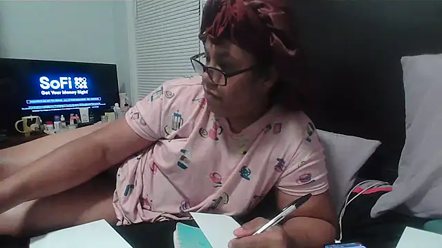 ebonyred online show from February 14, 2:24 am