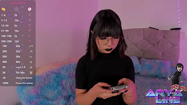 arysUwU online show from October 25, 1:24 am