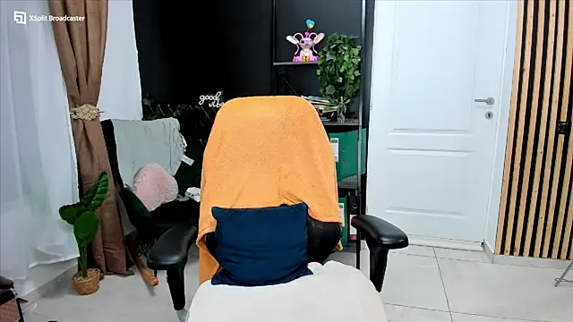 fireflowers  online show from January 13, 11:53 pm