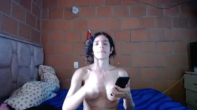 Nadia Monroe online show from January 12, 4:01 pm